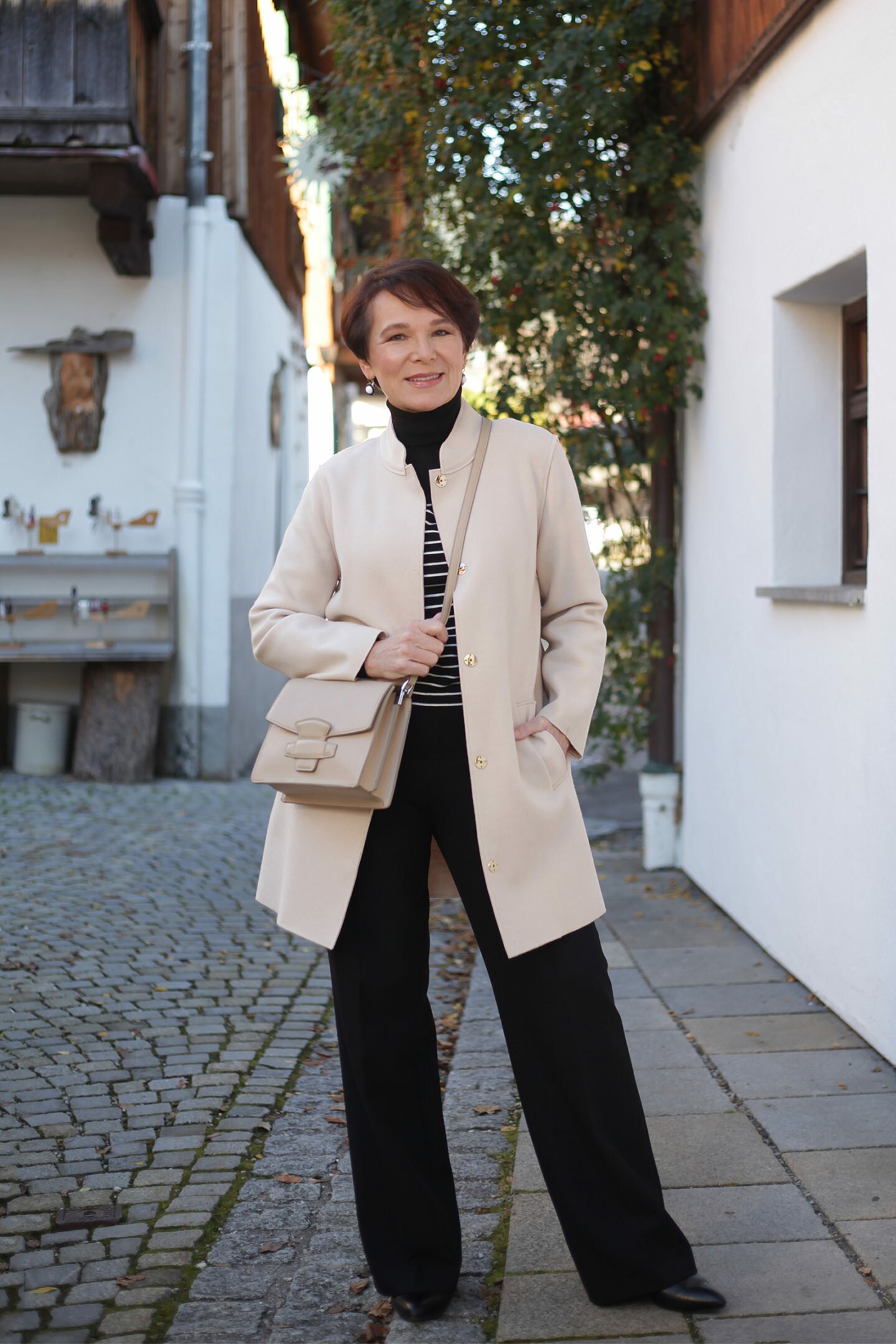 LadyofStyle Lieblingslook Herbstlook Winterlook Businesslook Mantel Marlenehose Eleganz 50plus